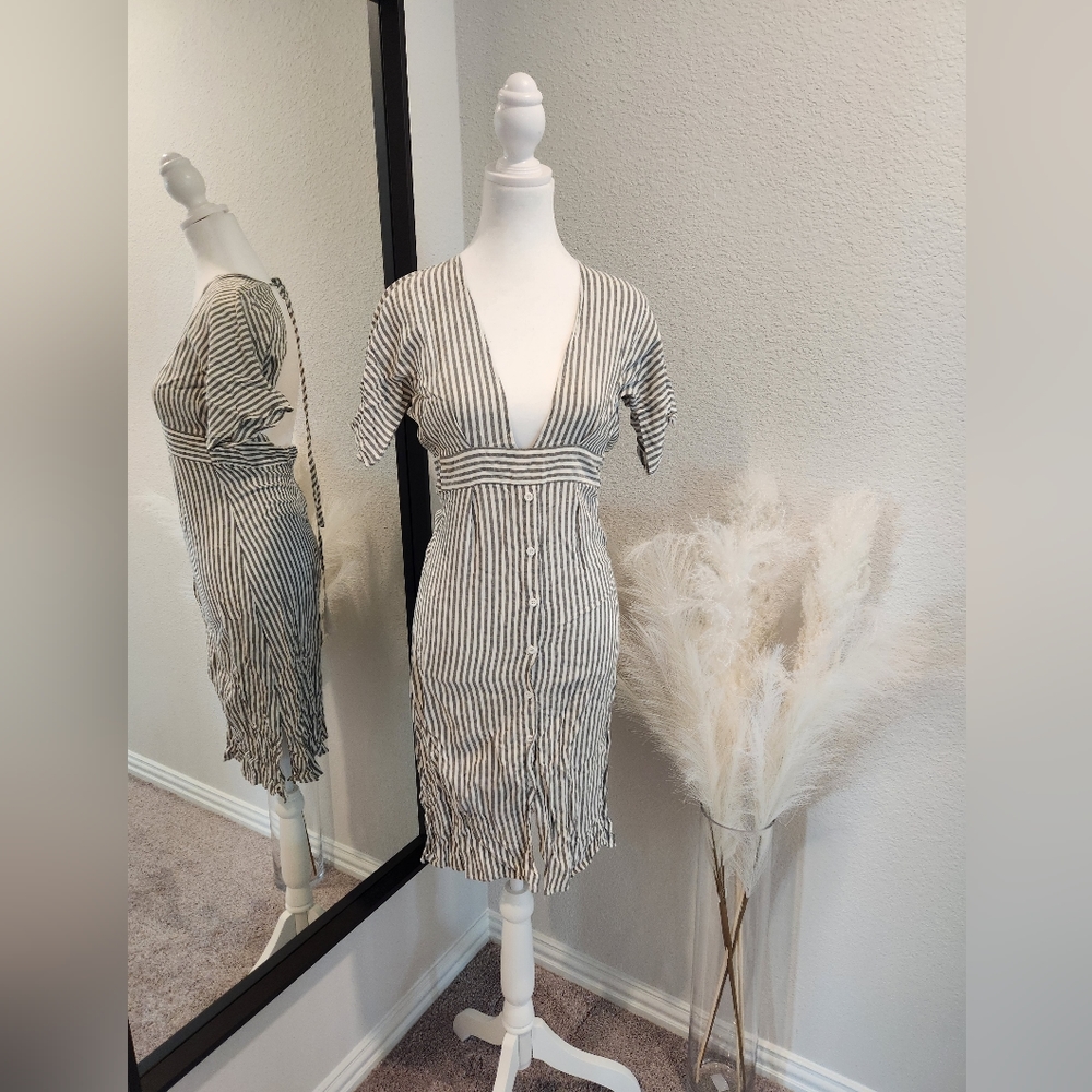 UNBRANDED Grey/White Striped Midi Dress Open Back Deep V